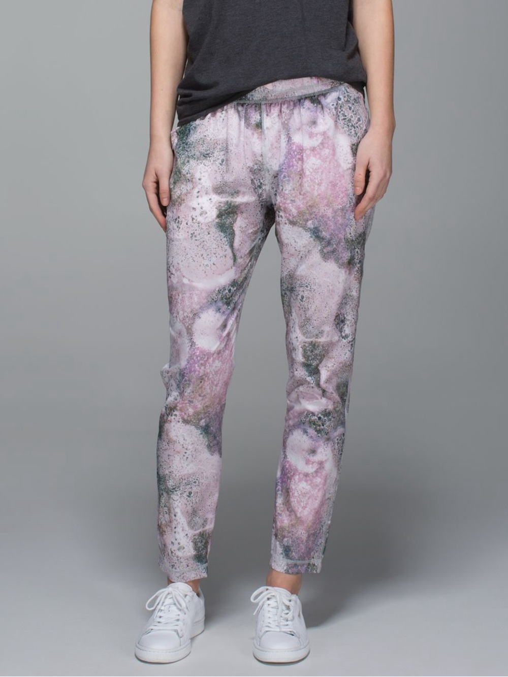 Lululemon Namaskar Pant II Sugar Crush Multi size 4